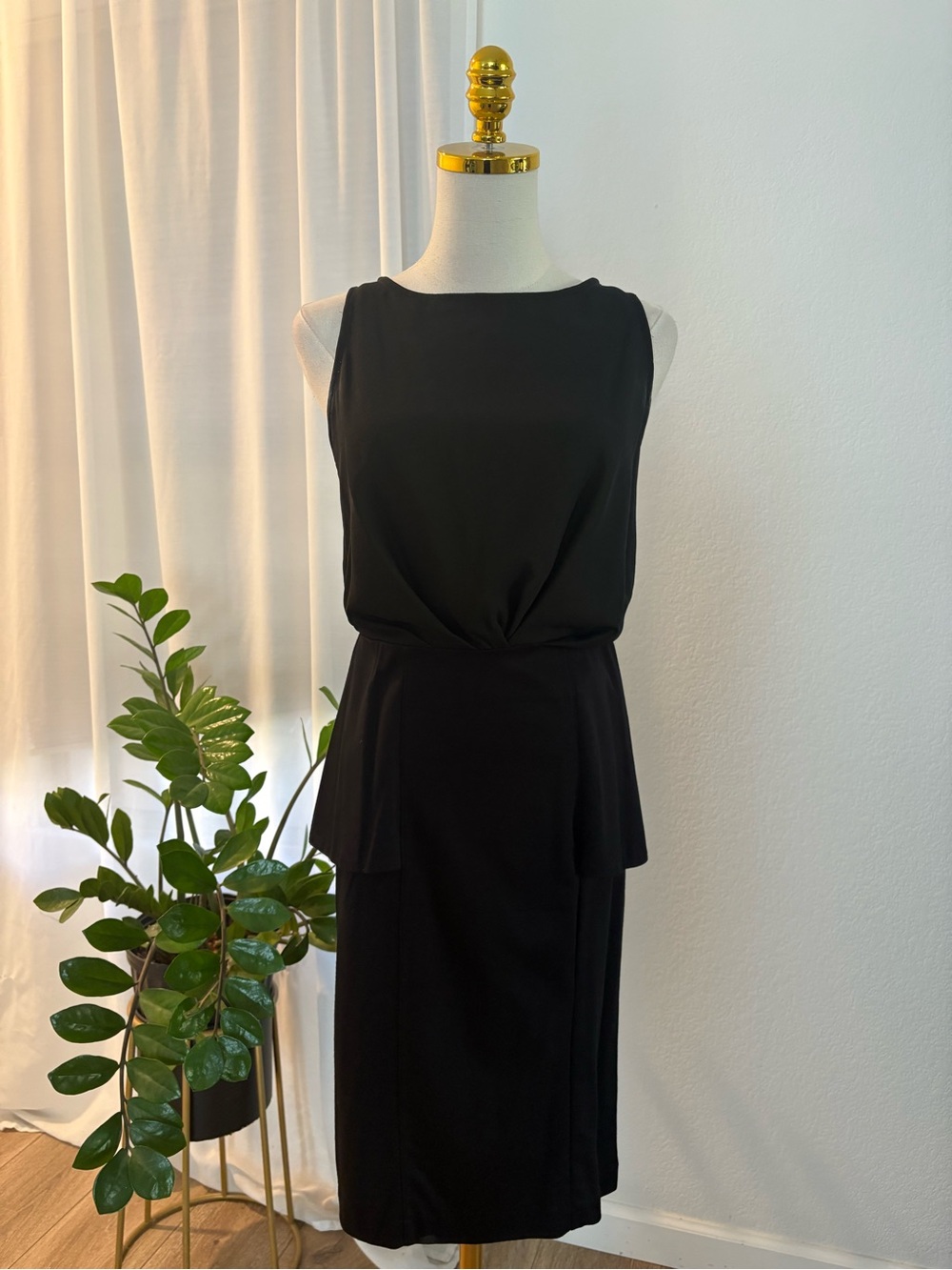 Gibson Black Sleeveless Peplum Midi Dress